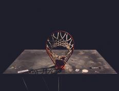  石宇奇打得过林丹吗 